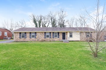 196 Tupper Dr Gallatin, TN 37066